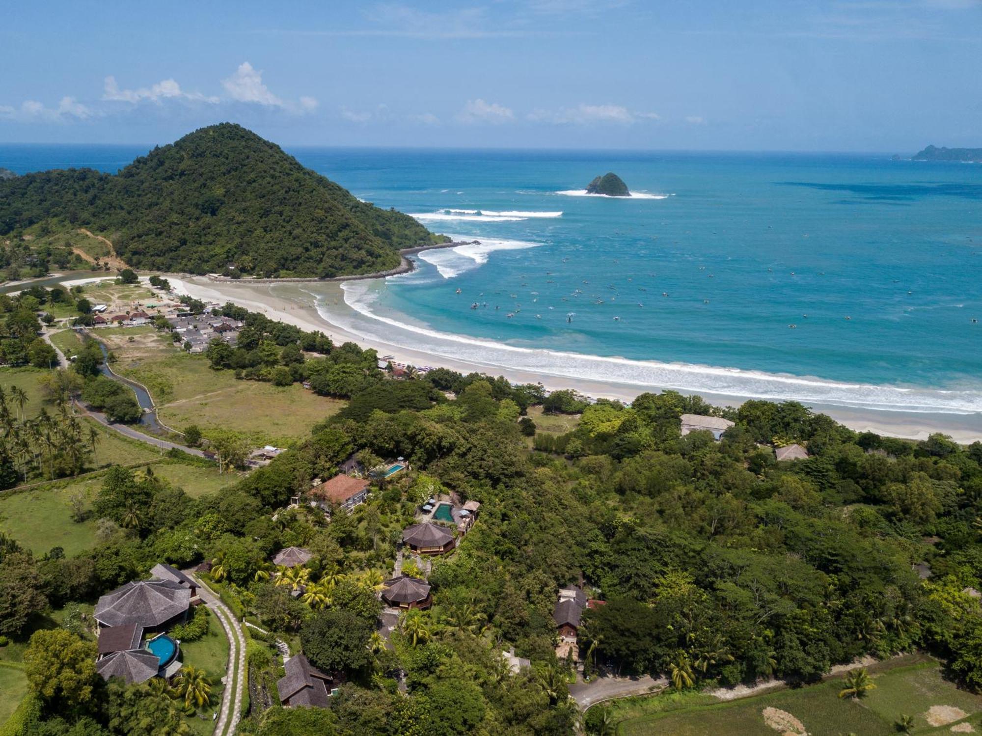 Sempiak Seaside Resort Selong Belanak Exterior foto
